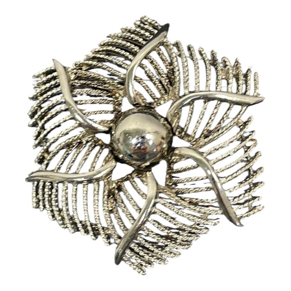 Starburst Spiral Star Sun Starfish Metal Silver Toned Brooch Pin 2.5” Vintage